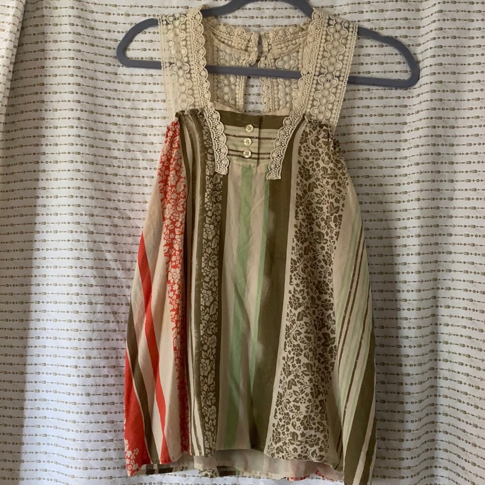 Sleeveless Blouse